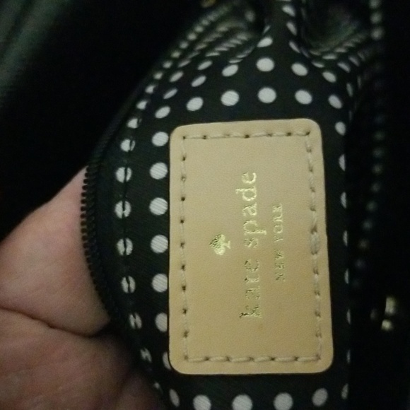 kate spade Black Tote with Cream Handles and Logo Plaque! NEW!! - Picture 6 of 9